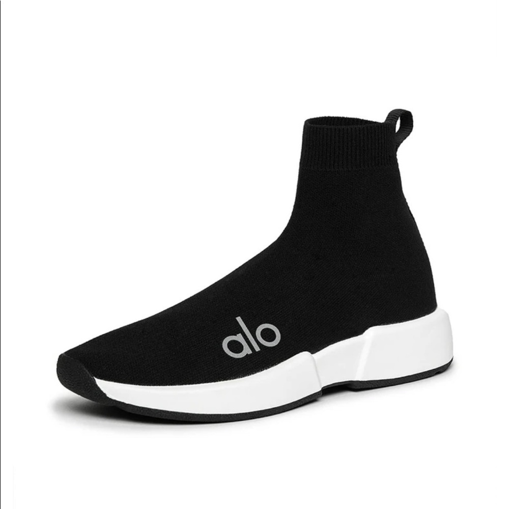 Alo Yoga Women's Velocity Knit Sneaker